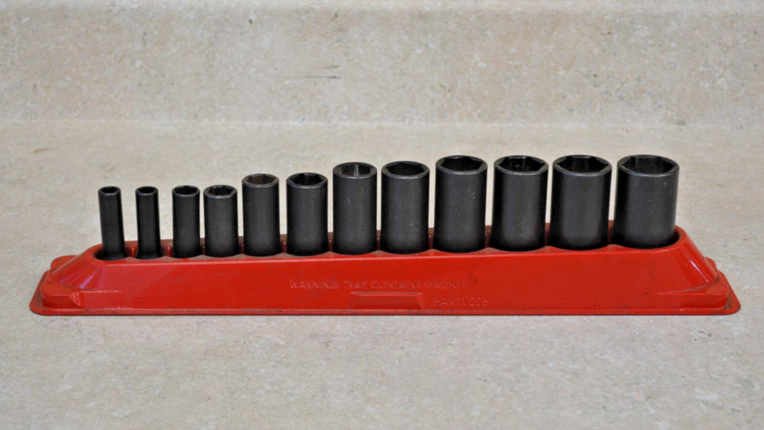 Snap-On Tools 3/8″ Drive 12 Piece Socket Set 212SIMFYA *Pre-owned* FREE SHIPPING