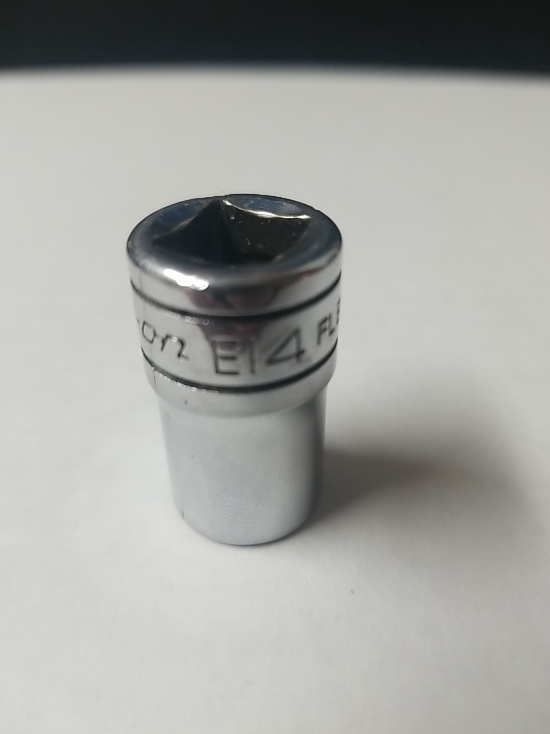 Snap-on Tools USA 3/8″ Drive E14 Inverted E TORX Chrome Socket FLE140A