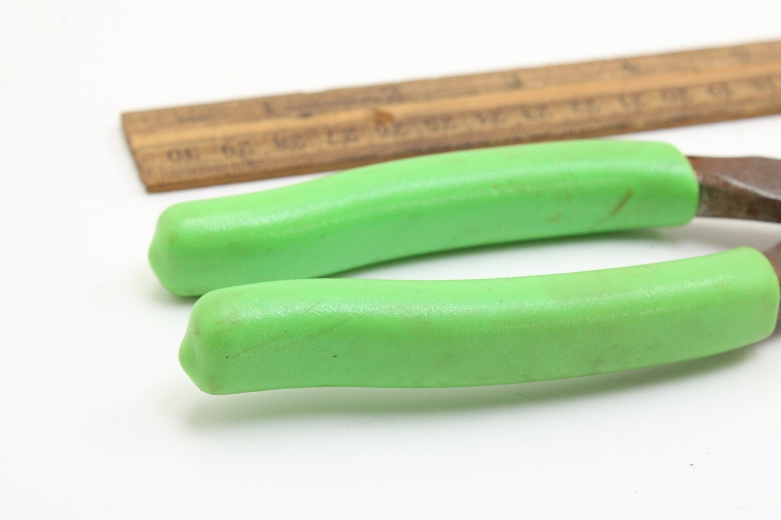 Snap On 312CF 11″ Heavy Duty Diagonal Green Rubber Handle Cutters USA