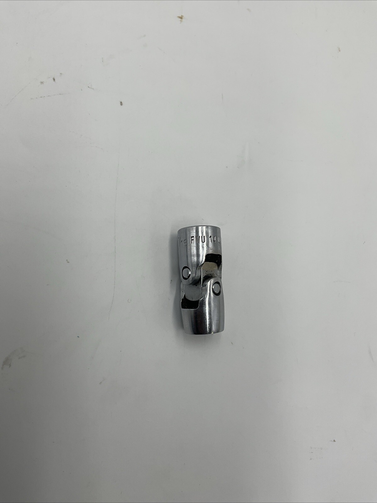 Snap-on 3/8″ Drive 12 Point 7/16” Shallow Swivel Socket SAE FVU14 USA !!! S1