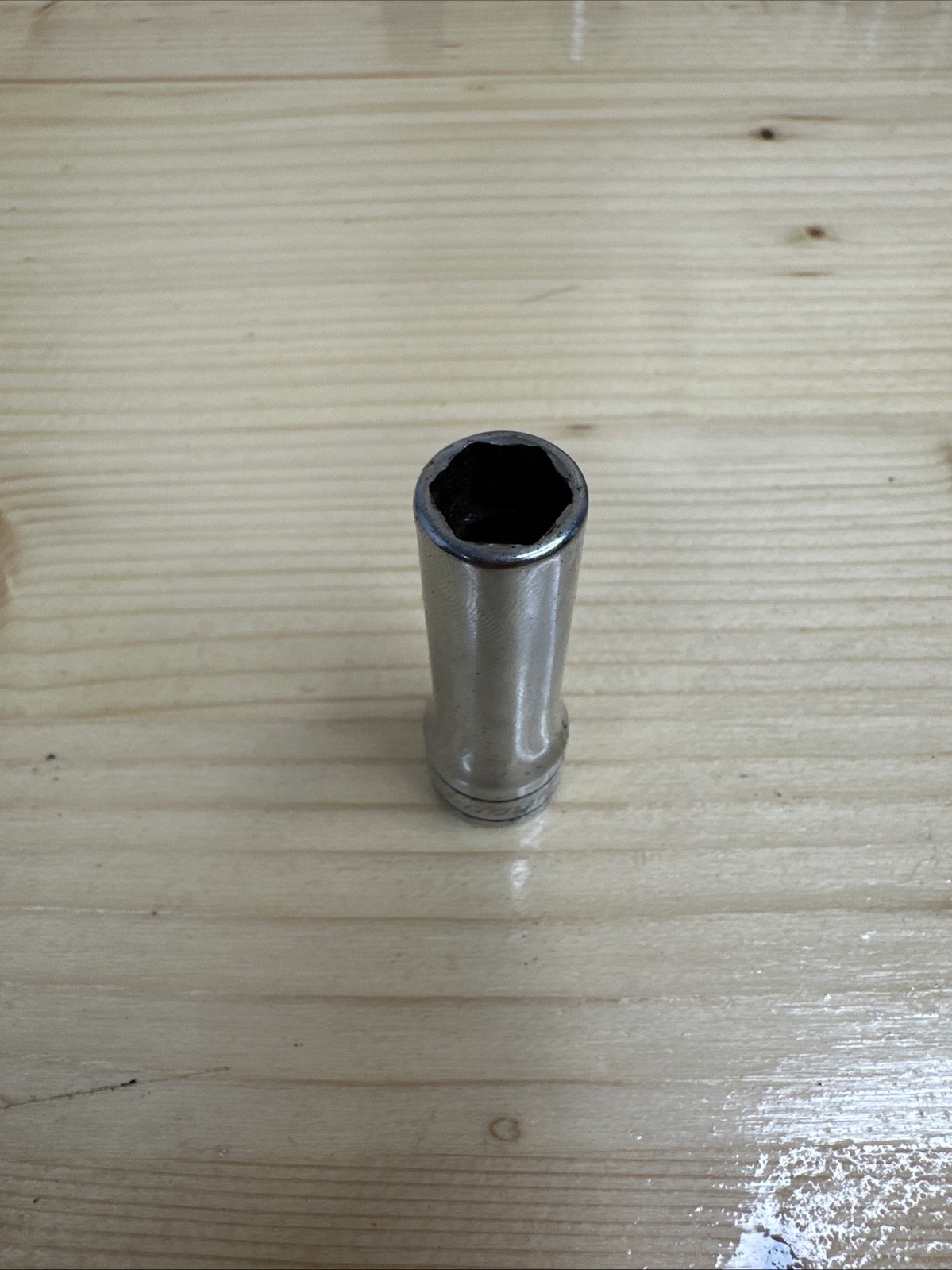 Snap On 3/8″ 6 Point 3/8″ Drive Deep Chrome Socket #SFS121