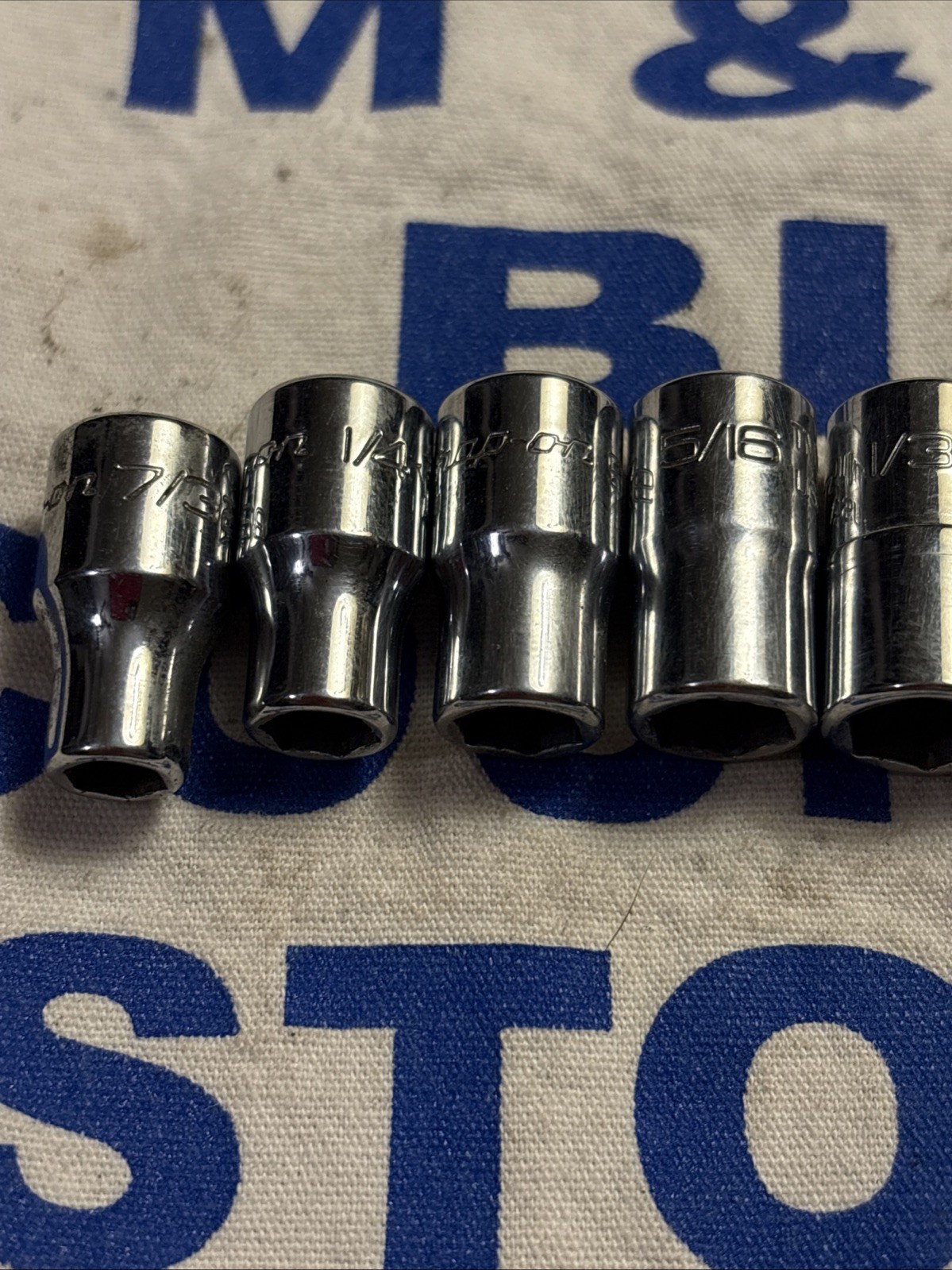 Snap-on Tools USA 1/4″ Drive 9pc SAE Shallow 6pt Chrome Socket Set 110TMY