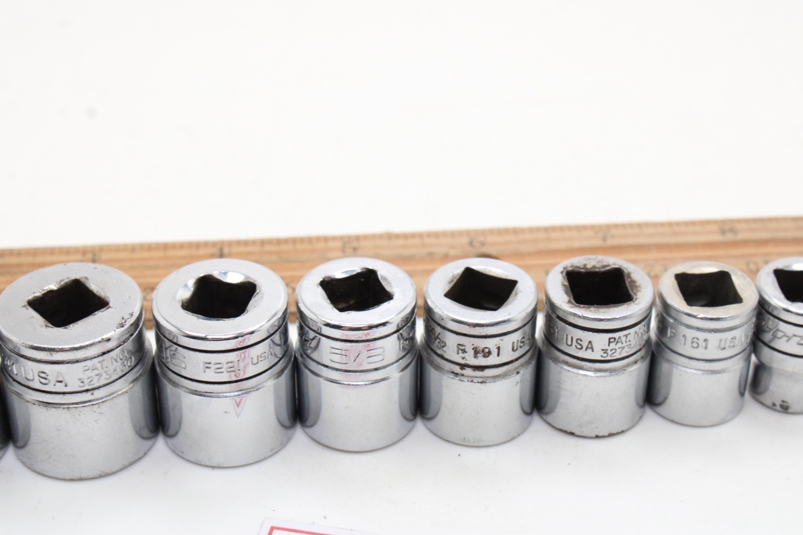 Snap-on F081 – F281 1/4-7/8″ 3/8″ Drive 12 Point 12 Piece SAE Chrome Set USA
