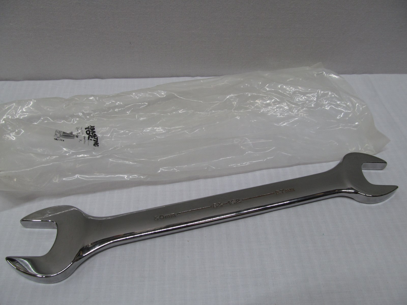 ARMSTRONG 53-162 27MM X 30MM CHROME OPEN END COMBO WRENCH 27X32 Combination