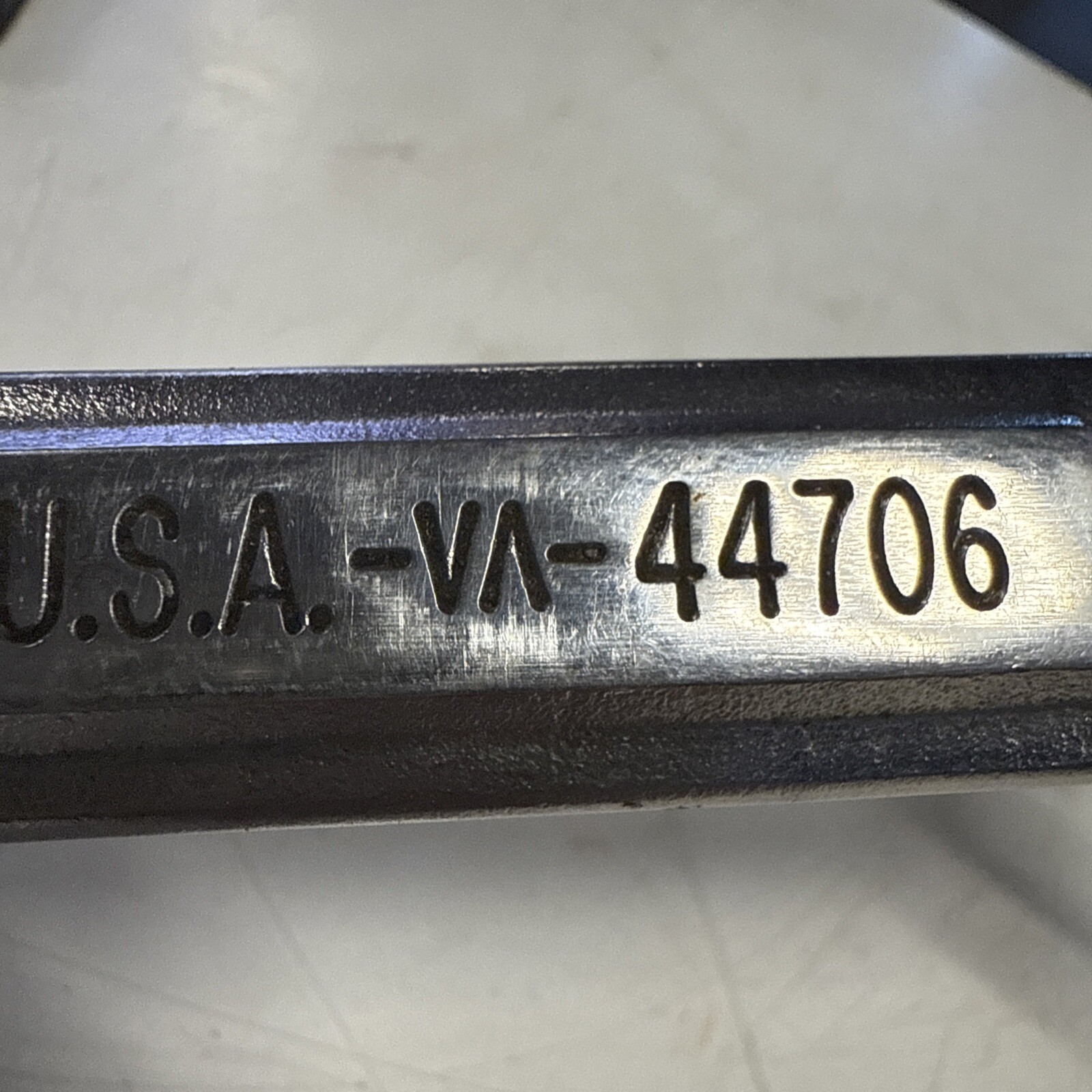 Craftsman Tools USA 1-1/16″ SAE Combintation Wrench 12 Point -VA- 44706 – T10
