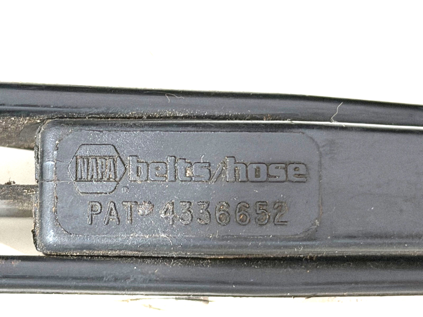 NAPA TOOLS RUBBER HOSE & BELT CUTTER