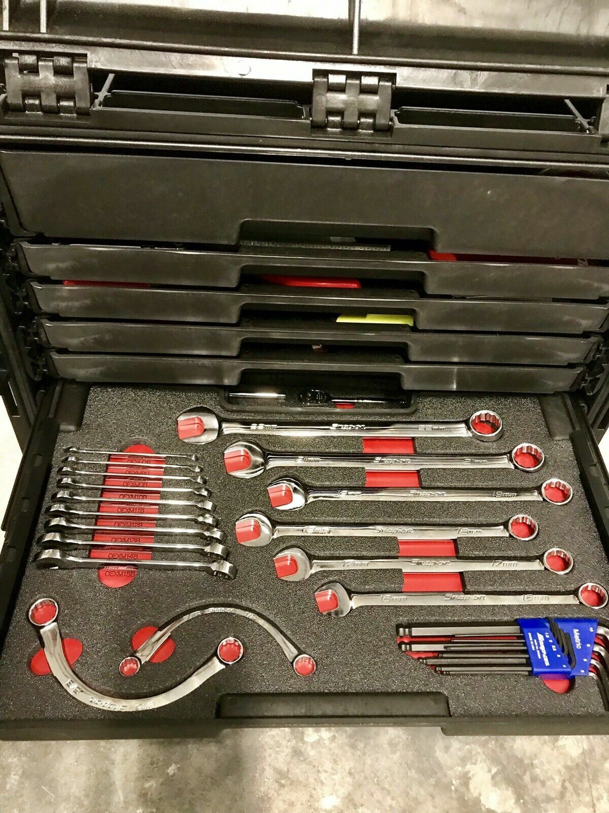 New Snap-on™ GMTK General Mechanic’s Maintenance Military Tool Set Kit 8 Drawer