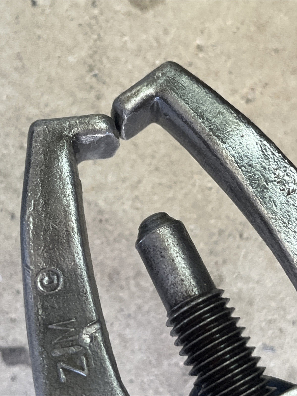 ZIM NO. 606 Bearing Gear Terminal Puller-2 Jaws-Heavy duty 4”