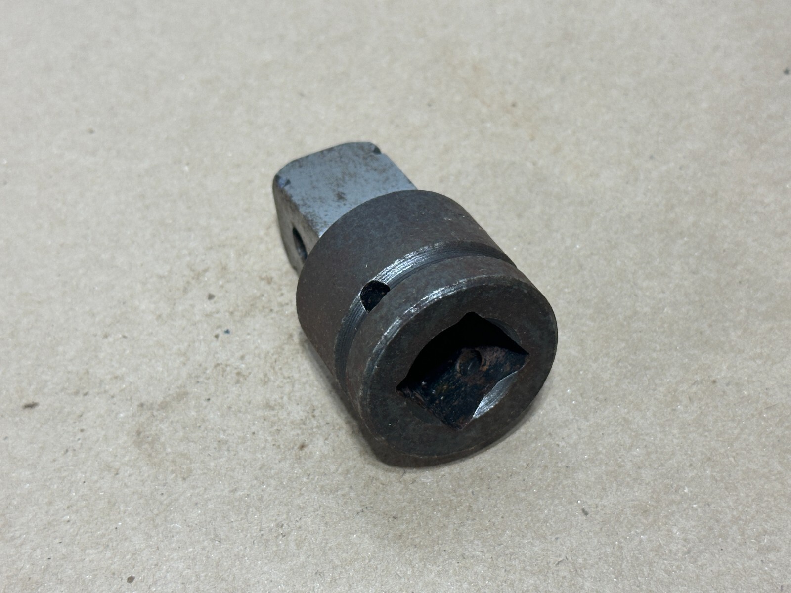 Apex USA EX-1000 3/4» Female Square Drive Adapter To 1″ Male Socket Adapter