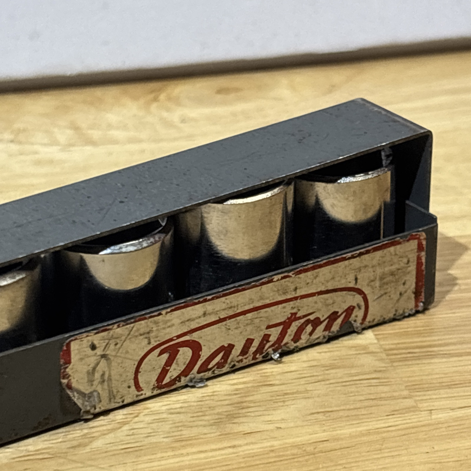 Dayton Metric Shallow Socket Set 3/8″ Drive 6 Point 7mm to 19mm USA READ!