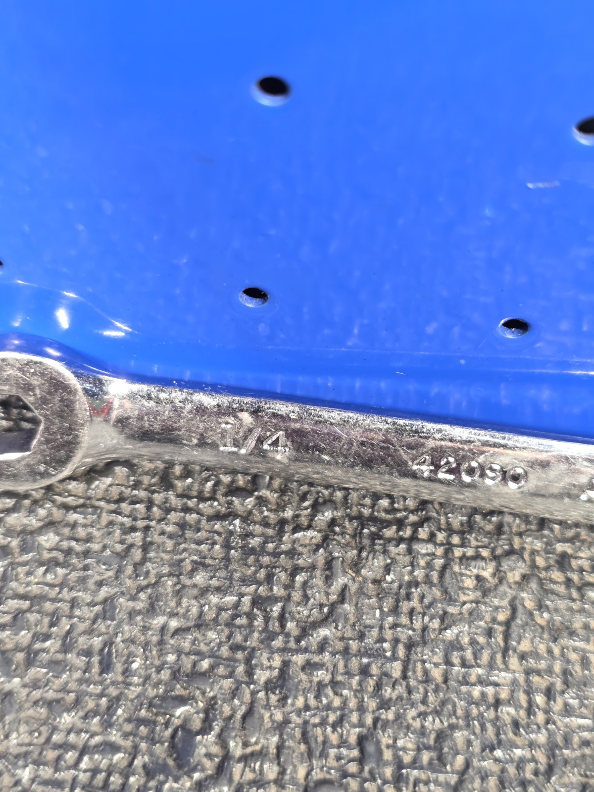 Craftsman Tools 42090 1/4″ x 5/16″ Full Polish SAE Flare Nut Wrench