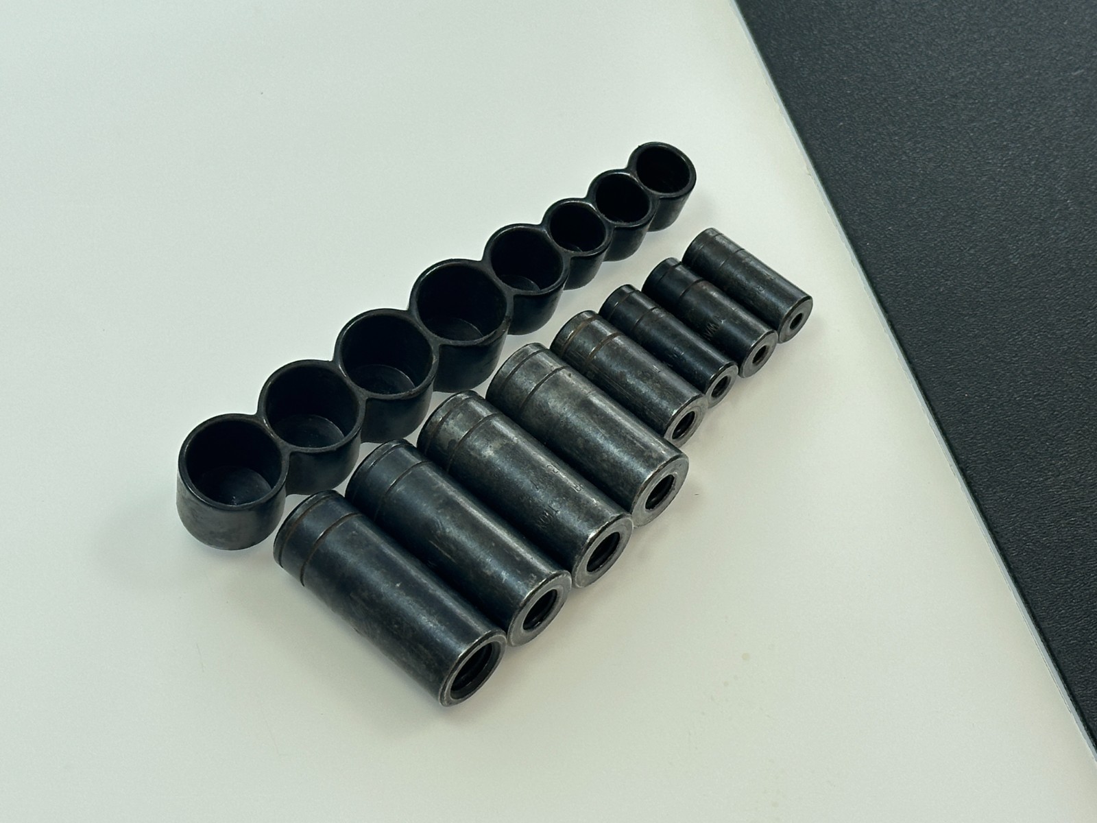 Lisle Tools USA 70500 – 1/4″ & 3/8″ Drive 8 Pc Tap Socket Driver Set