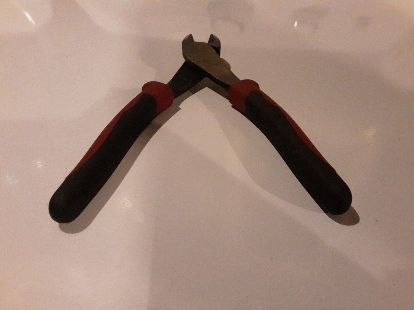 Klein 8 Inch Angle Head Diagonal Cutter Pliers