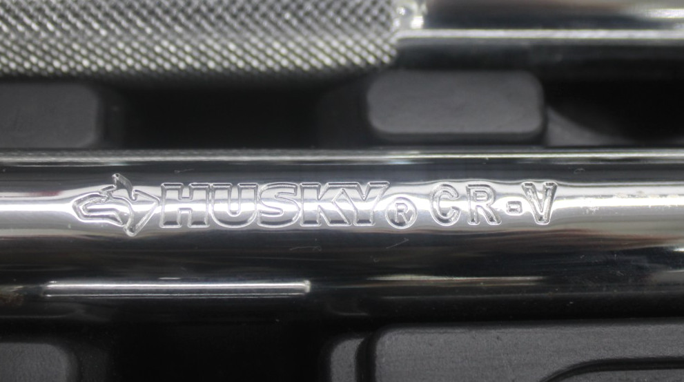 HUSKY 3/4Inch Drive Ratchet and SAE Socket Set 14 Piece.