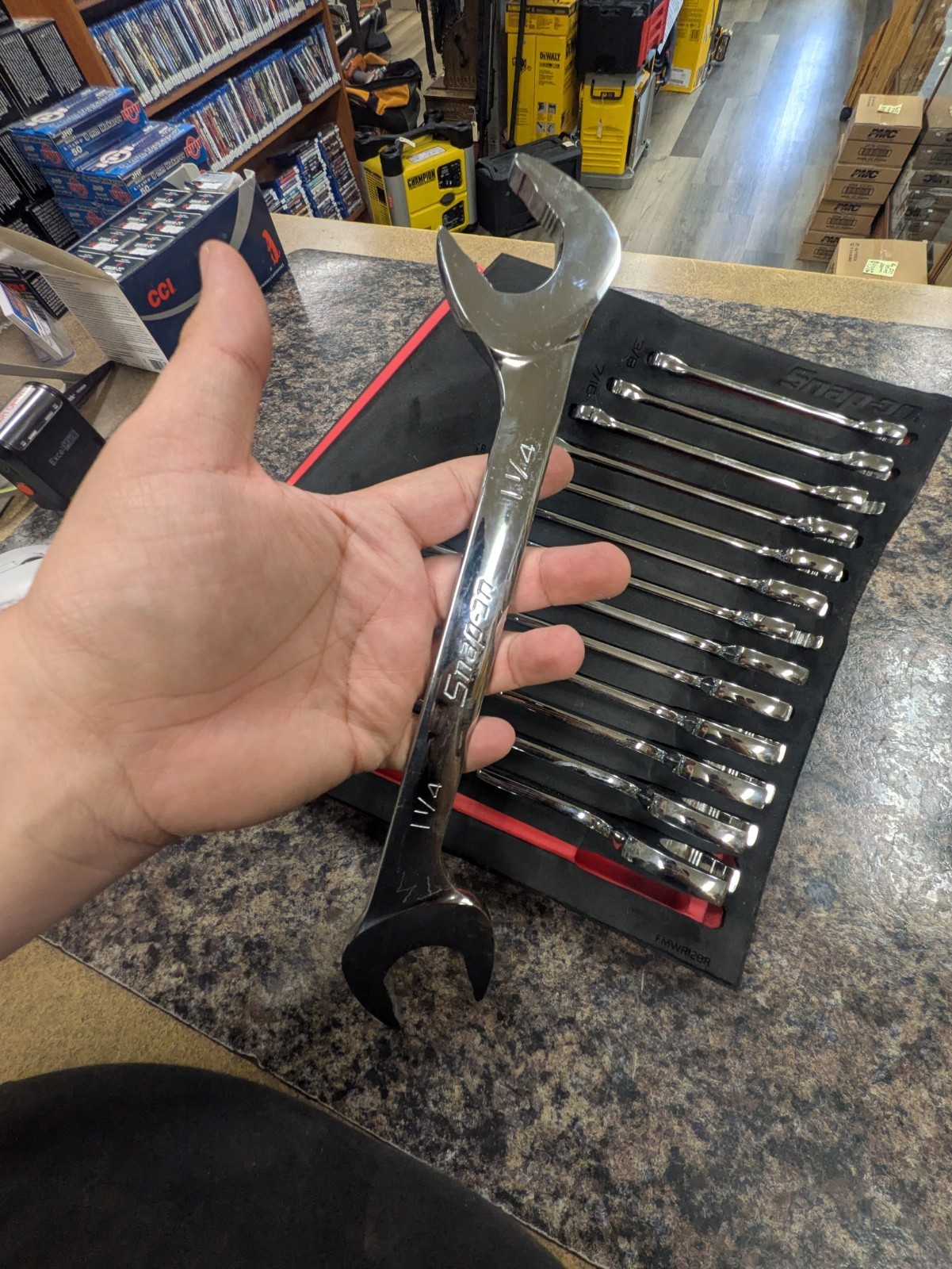 Snap on VS814A 14 Piece SAE Four-Way Angle Head Open-End Wrench Set W/Foam Board