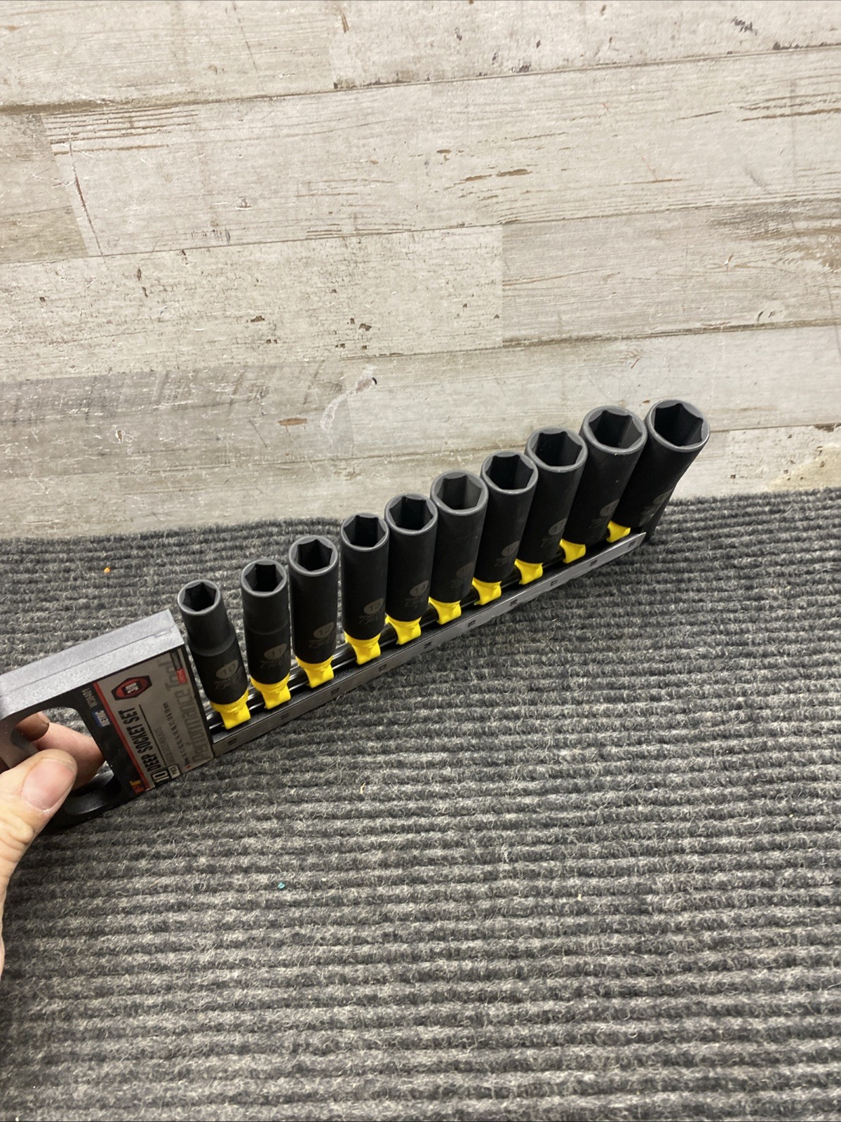Performance Tool W38401 10 Piece 3/8 Inch Drive MET Black Skt Set