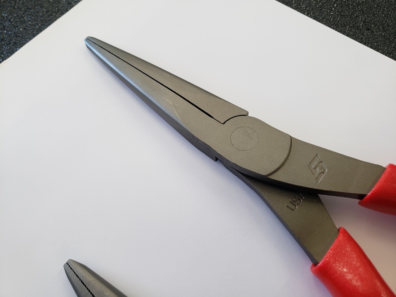 Snap-on Tools USA NEW 2pc RED 9″ & 6″ Soft Grip Needle Nose Pliers Lot Set