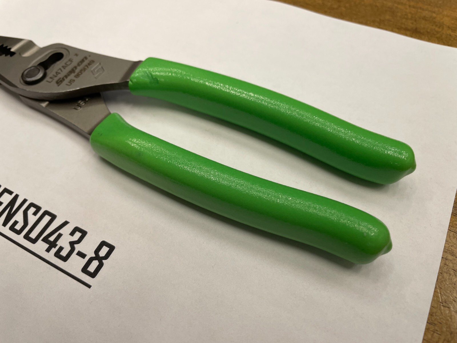 Snap-On Tools USA NEW GREEN 9″ Soft Grip Long Nose Slip Joint Pliers LN47ACFG
