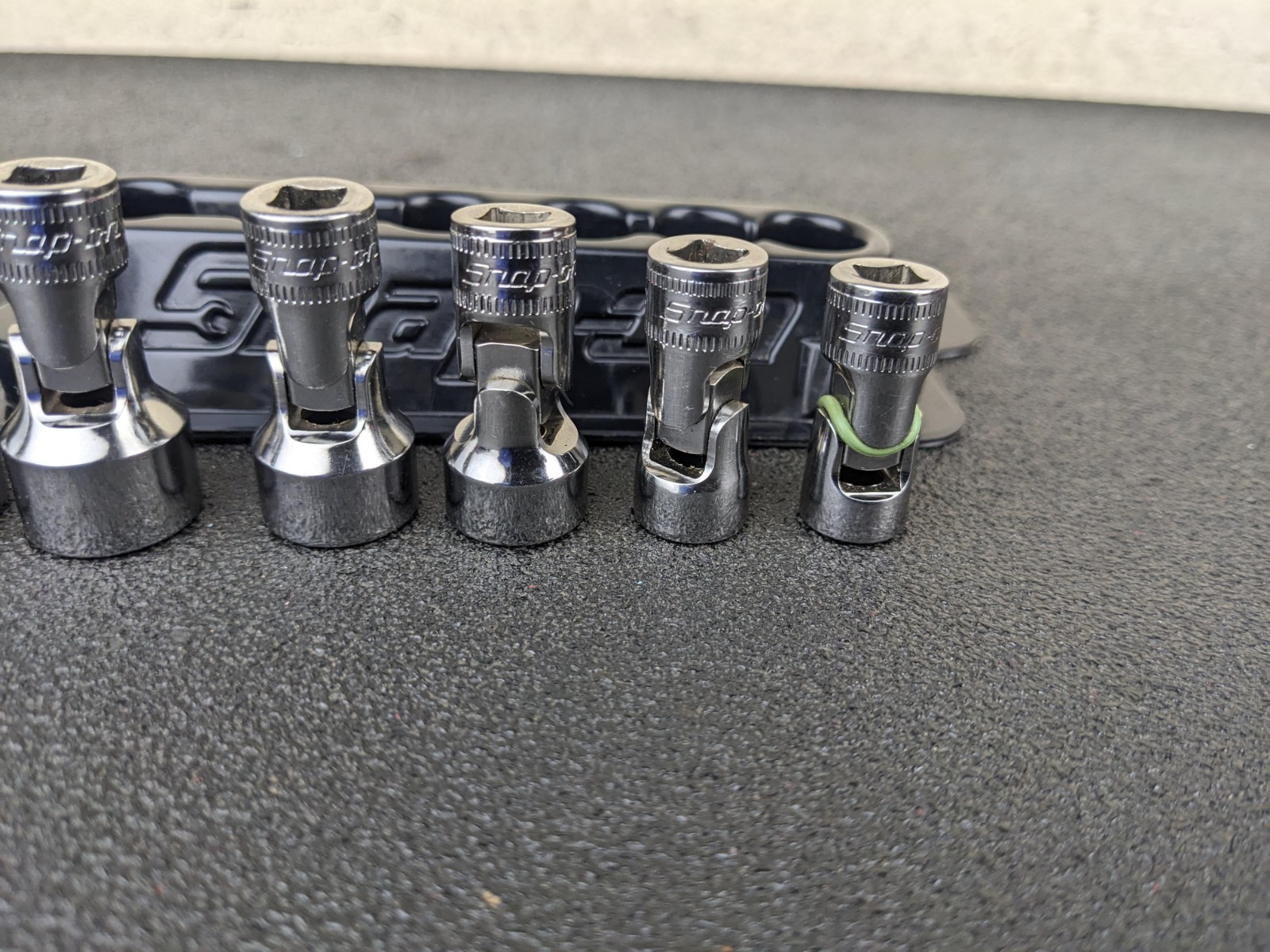 #bp289 Snap-On 106TMUSMA Metric 1/4″ Drive 6-point Universal Swivel Socket Set