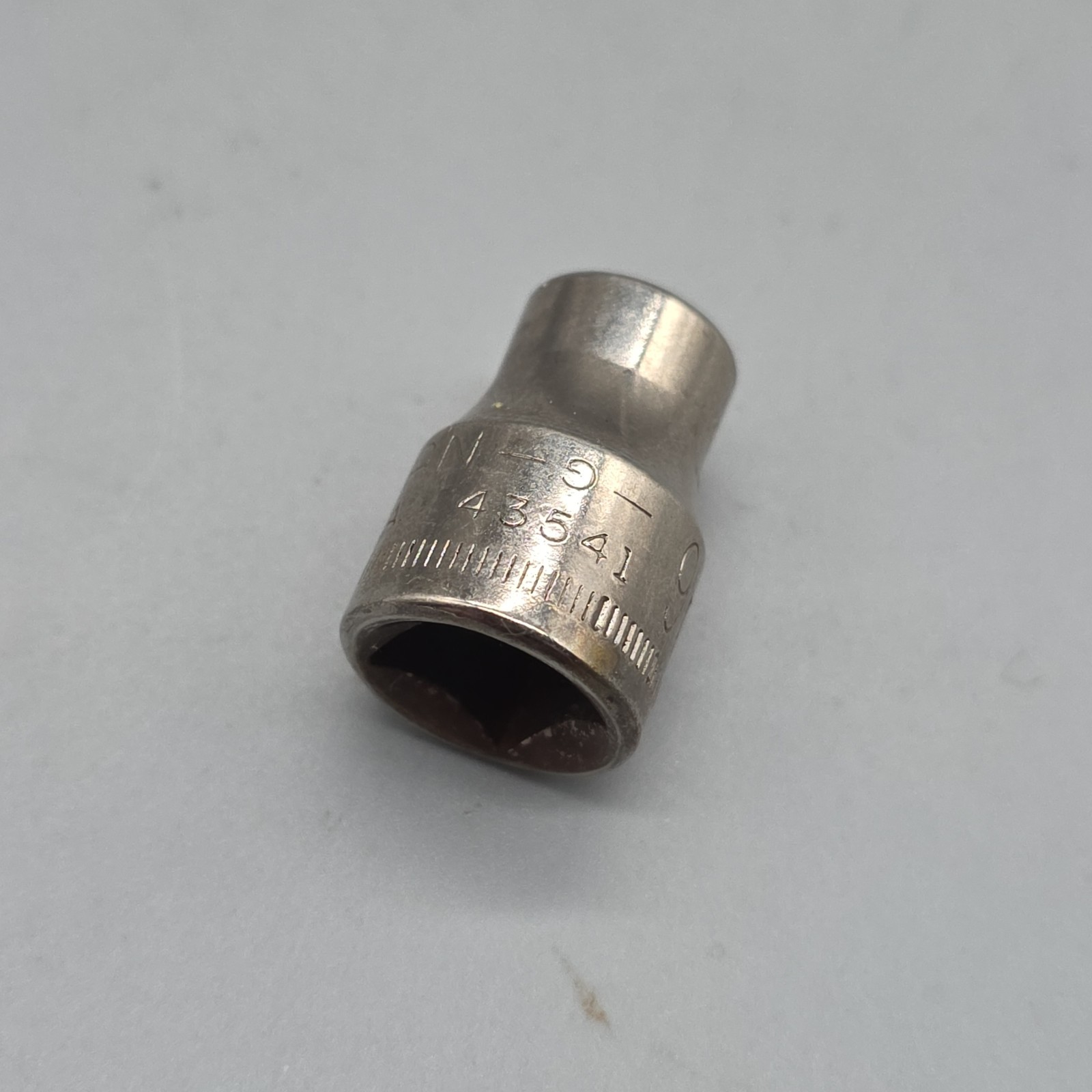 Craftsman Tools 3/8″ Drive 9mm 6 Point Shallow Socket G -43541 USA