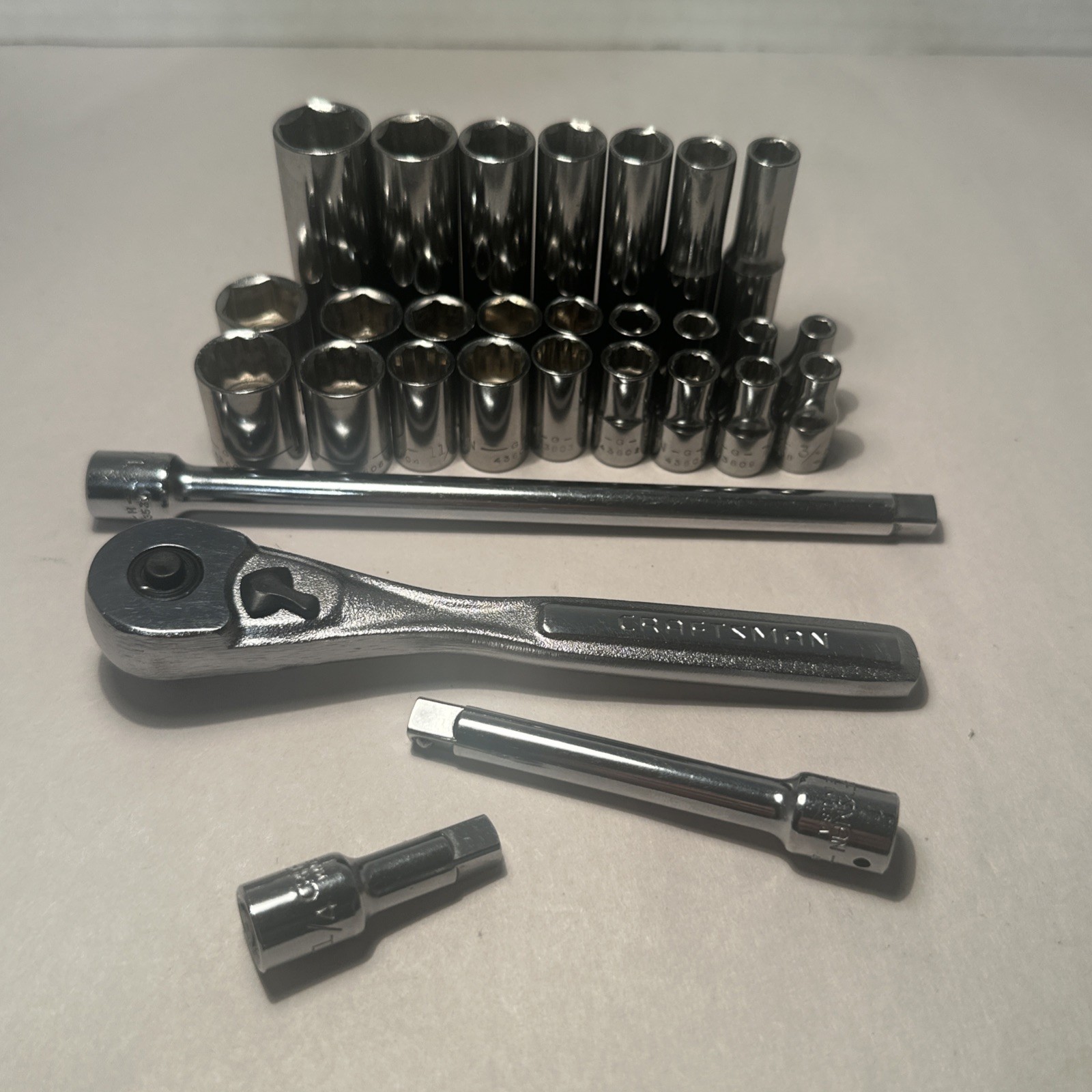Craftsman 29 Piece SAE 1/4” Drive Set w/Ratchet , 6 & 12 point sockets &more USA