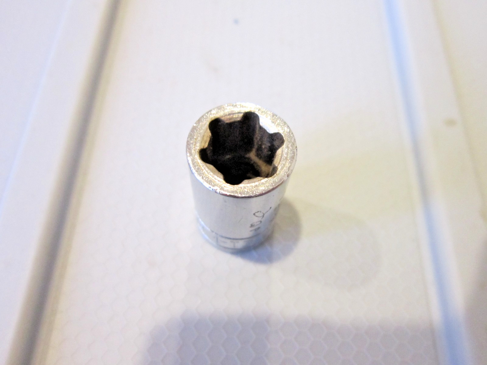 Snap On Tools FLE140 E14 TORX Inverted Socket 3/8″ Drive Chrome USA