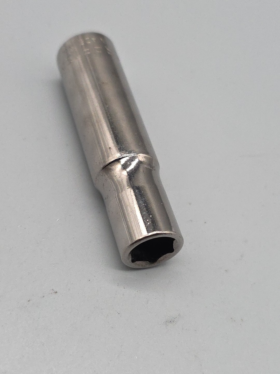Craftsman 3/8″ Deep Socket 3/8″ Drive 6 Point Easy Read G2D 45835 USA