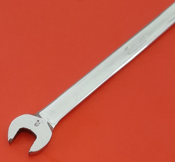 Snap-On Tools 6mm Metric Combination Wrench OEXM6 12pt Point Made in USA 601