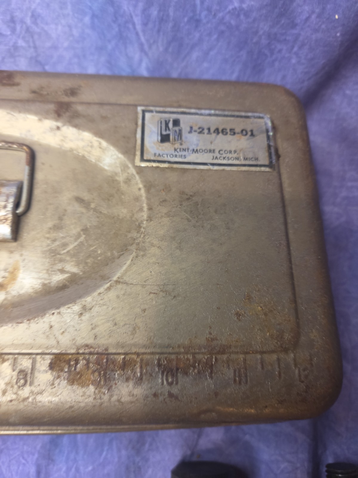 Kent-Moore LOT OF 24 PIECES J-8592 J-21424 J-21465 J-23062 Transmission Bushing