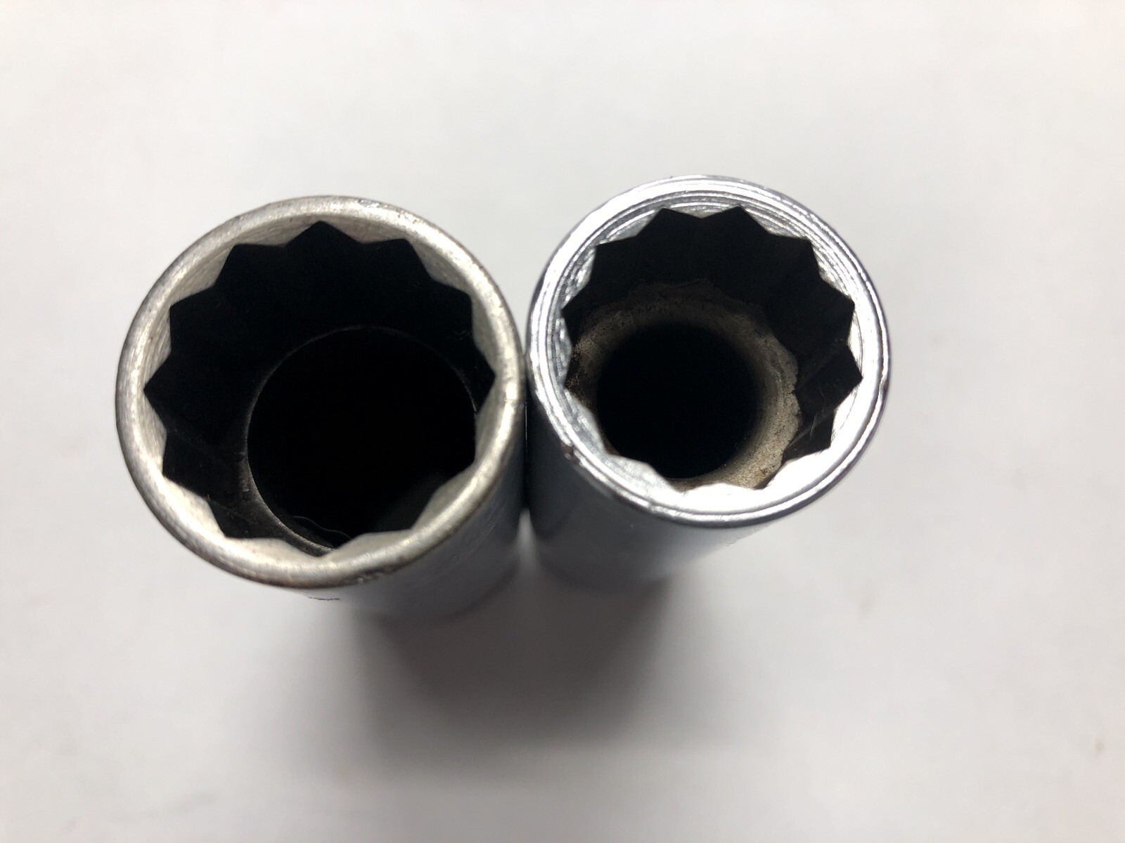 2 Vtg Snap-On Deep Sockets S-240 SVS 221 USA 1/2 in Drive 12 Point 3/4 11/16