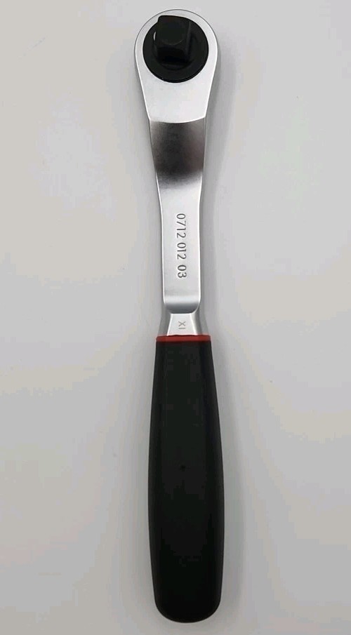 ZEBRA 1/2 Inch Lever Reversible Ratchet, Dust Protected 071201203 XL