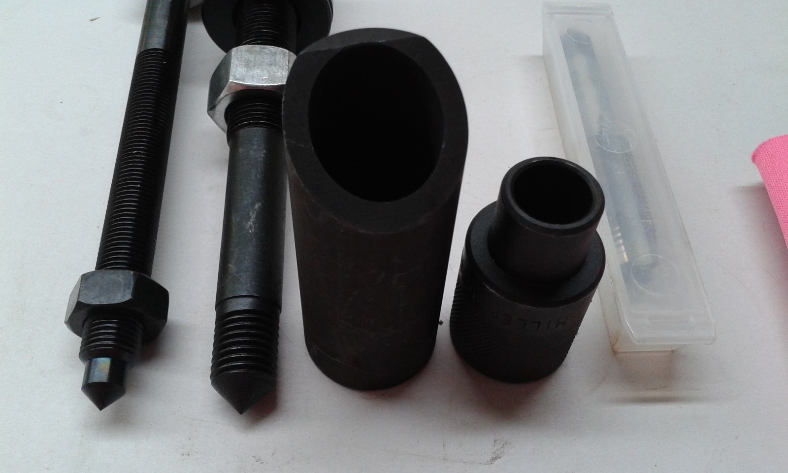 MILLER TOOL 9050A SLEEVE REMOVER INSTALLER & FORCING SCREW SET