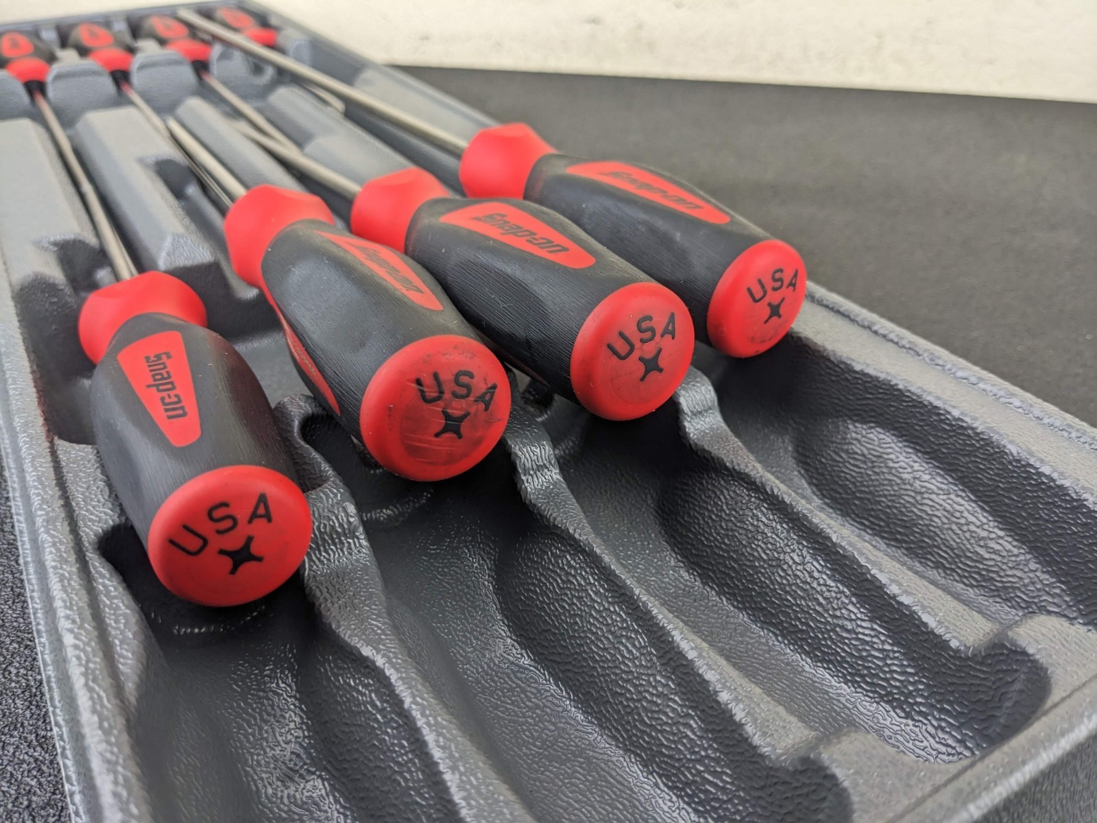 #bo456 Snap-on RED Instinct Soft Handled 8pc Cabinet Screwdriver Set SGDXL80B