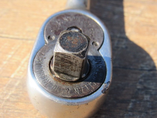 SNAP ON 3/8″ DRIVE F720 CHROME STANDARD HANDLE RATCHET UNDERLINE SILVER BADGE