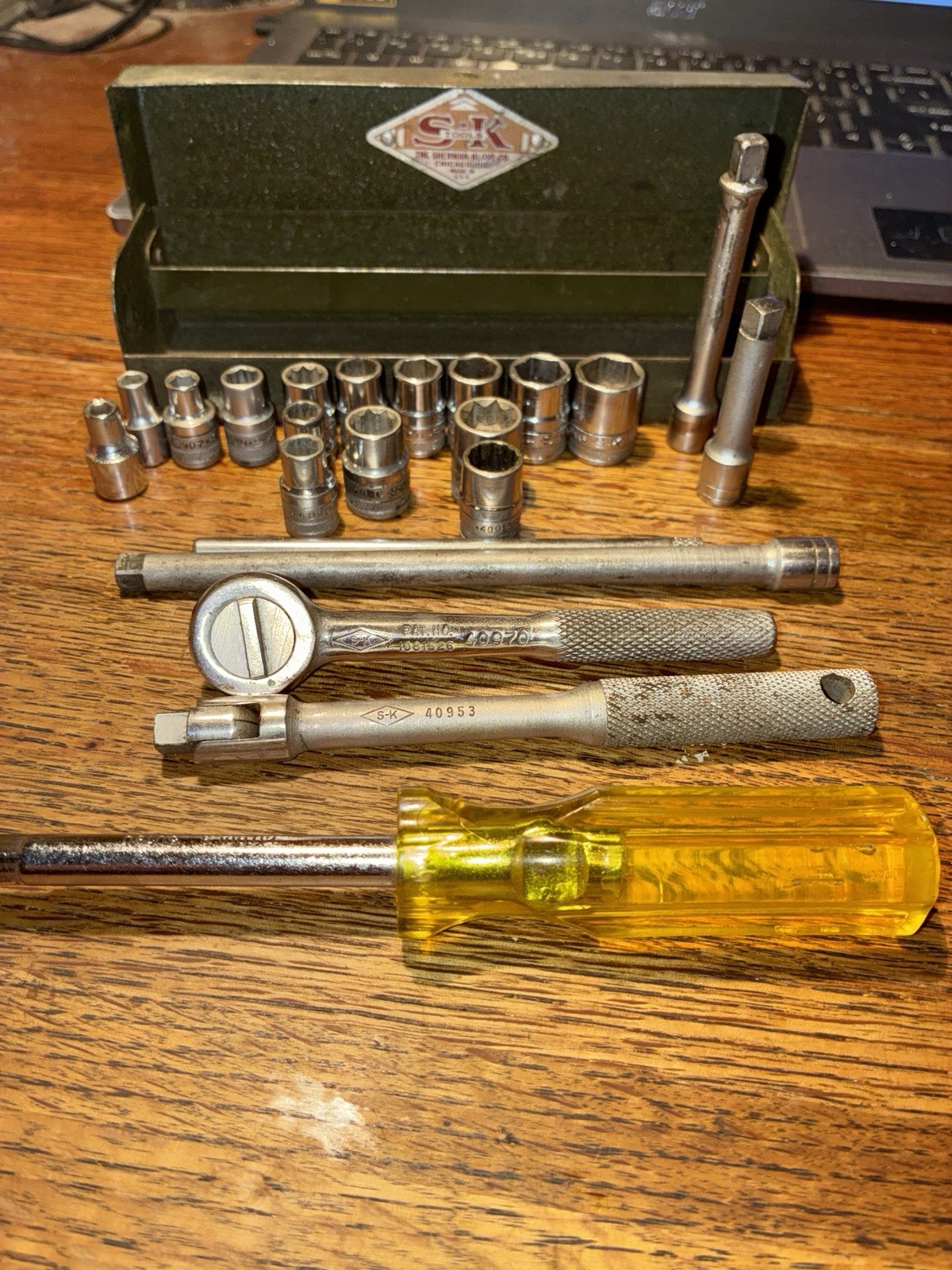 S-K USA Tools 1/4” Drive Socket Set Standard 22 Piece Vintage Set