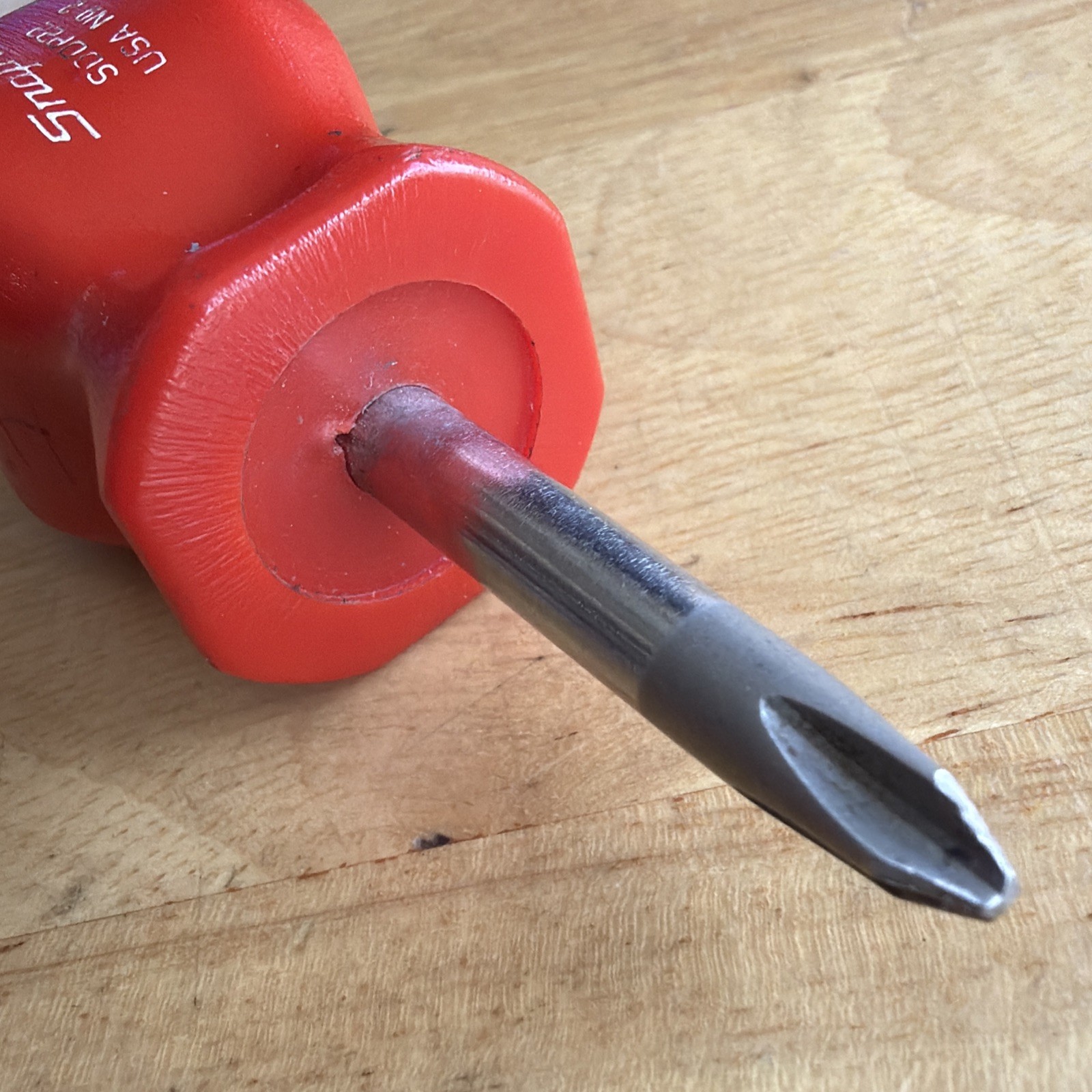 Snap On Tools P2 No. 2 Short Stubby Phillips Screwdriver Red SDDP22 USA READ!
