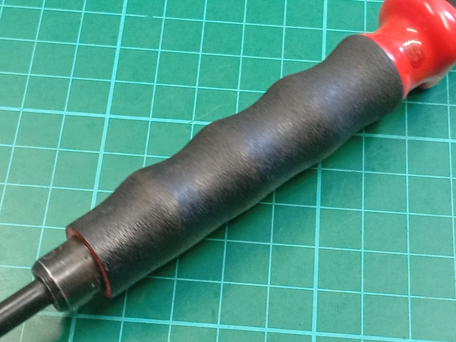 Facom 249.G6 Sheathed 6mm Drift Punch, France