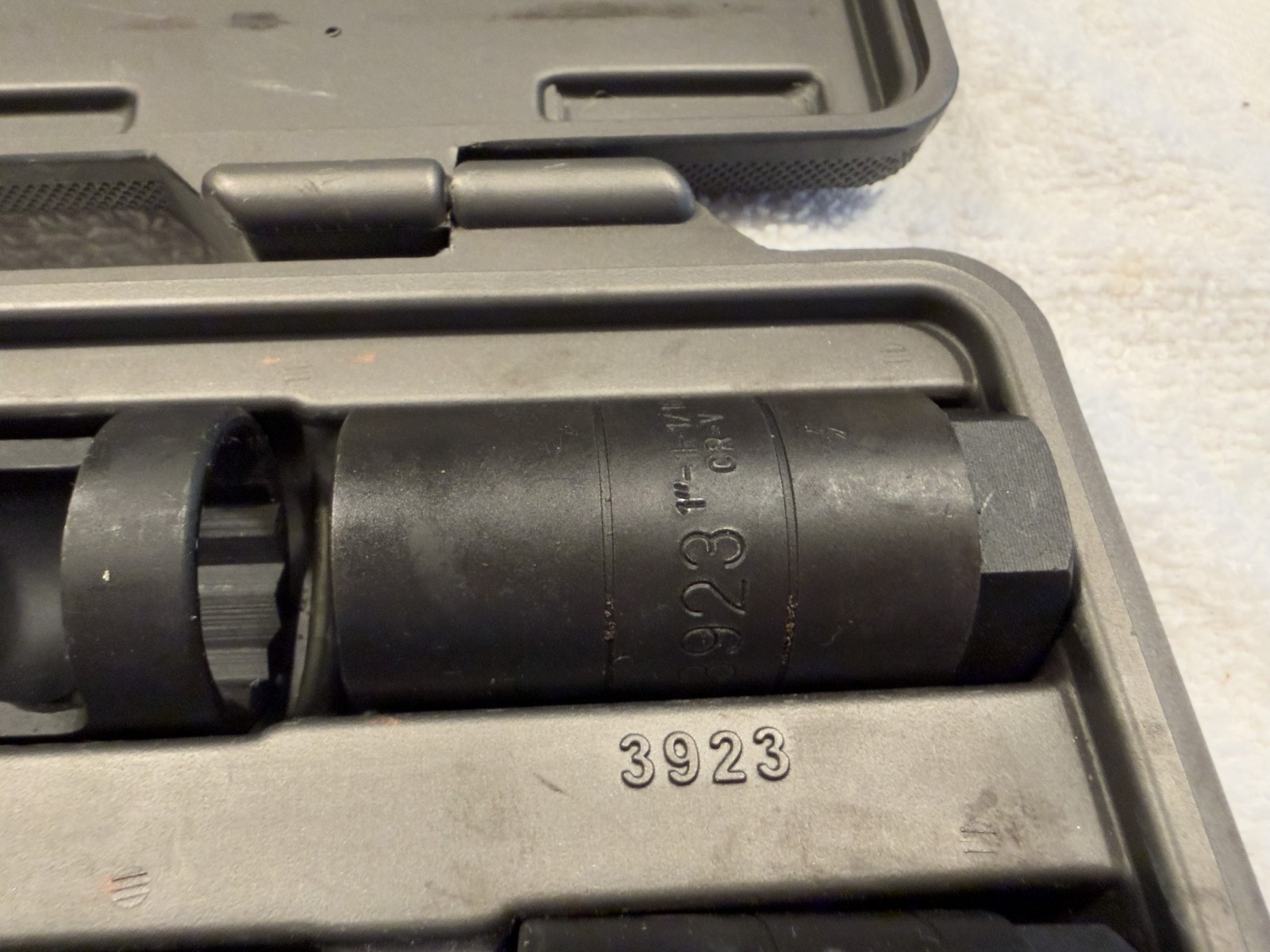 KD Tools 41720 8pc Master Sensor Socket Set – O2 Oil Fuel Pressure Complete
