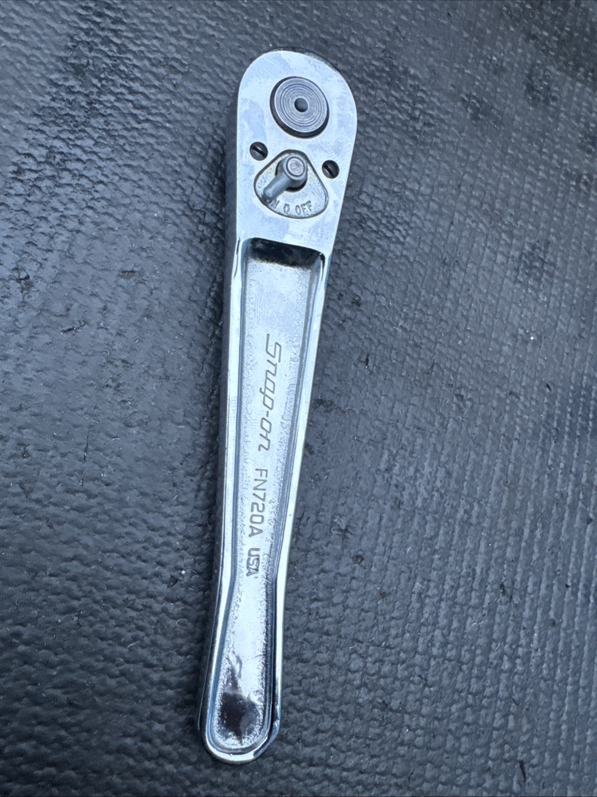 Snap-On Tools USA FN720A Polish Chrome Ratchet 3/8″ Drive – Short Handle 6″ Long