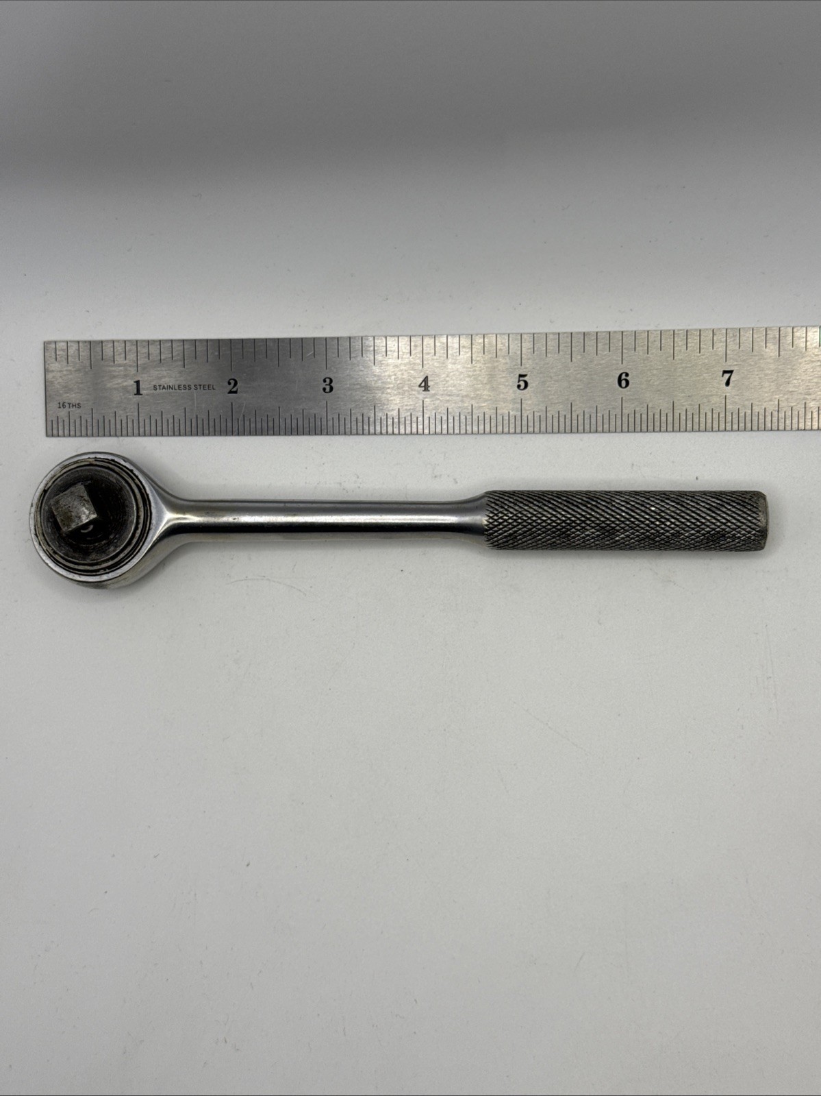 Fleet Tools USA 1260-2 7.5″ Length Reversible Ratchet 3/8″ Drive Knurled Handle