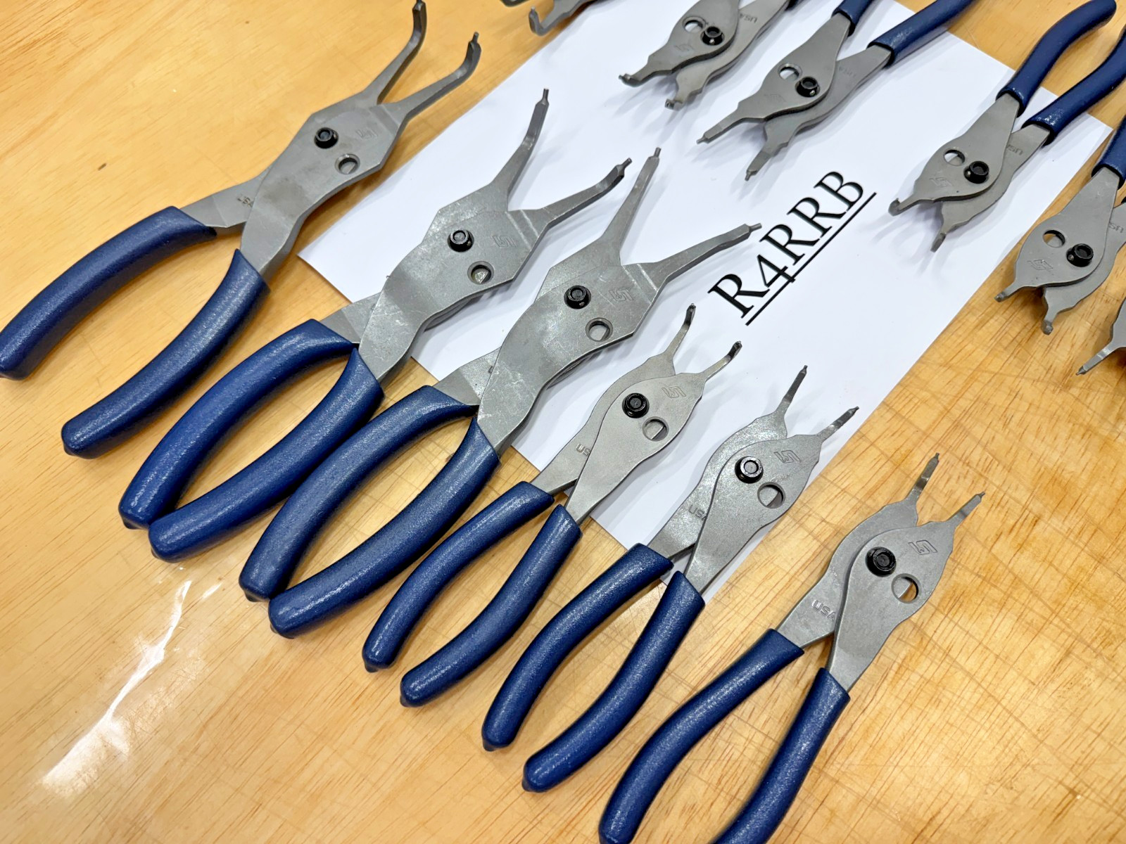 Snap-on Tools USA NEW RARE POWER BLUE 12PC MASTER Snap Ring Plier Set SRPCR112MB