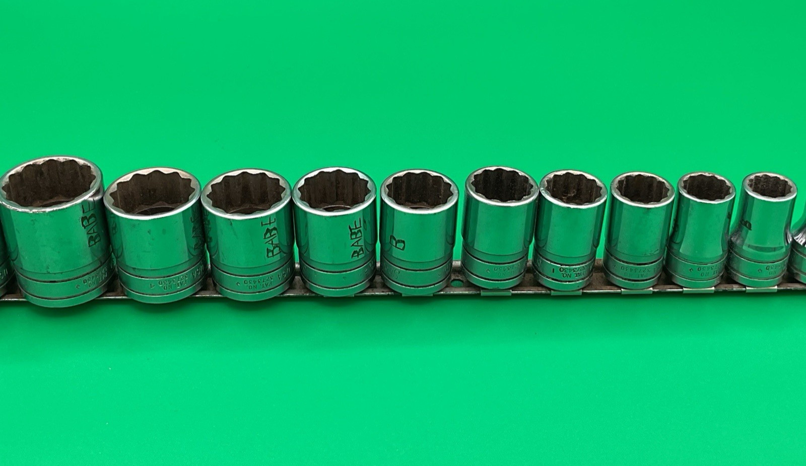 SNAP ON 1/2″ Drive 12pt SAE Shallow Socket Set 1 1/8″-7/16″ 12 Pieces NICE