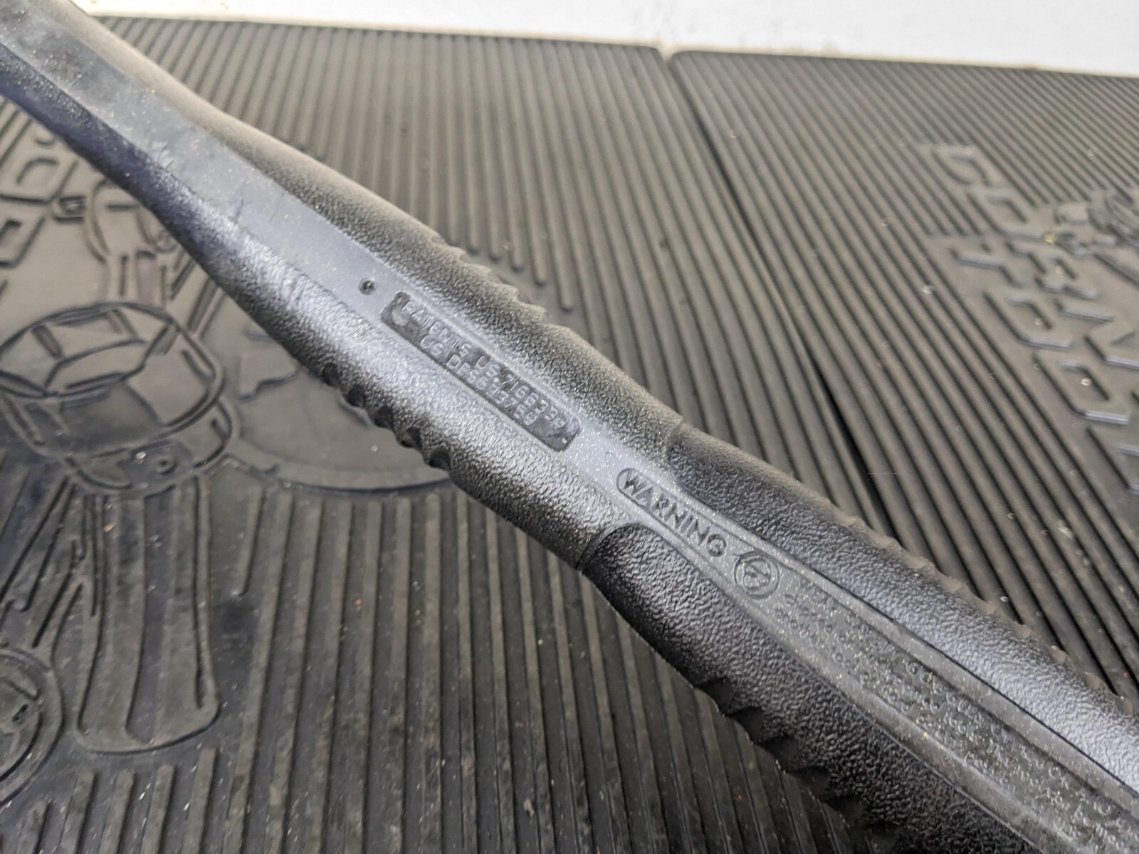 #be969 Snap On Tools – HBBD40DT – 40oz Dead Blow Ball Peen Dark Titanium Hammer