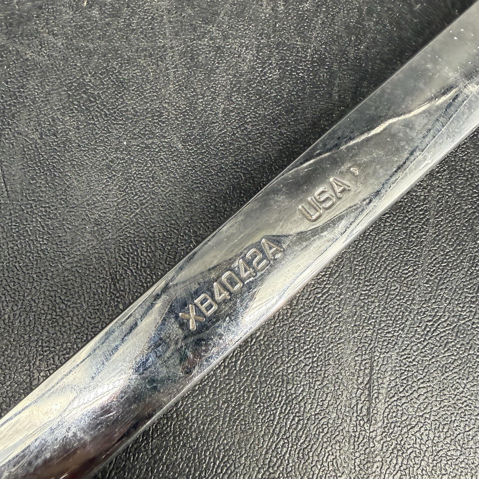 Snap On Tools XB4042A 1-1/4″ X 1-5/16″ 12 Point SAE 10* Offset Box End Wrench