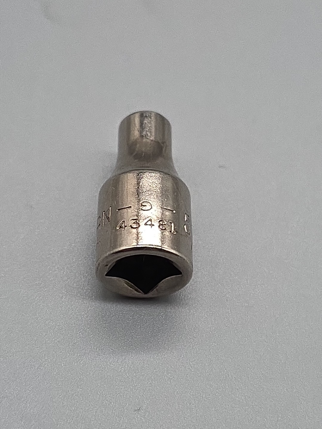 Craftsman 5/32″ Socket 6 point 1/4″ Drive Inverted G -43481 USA