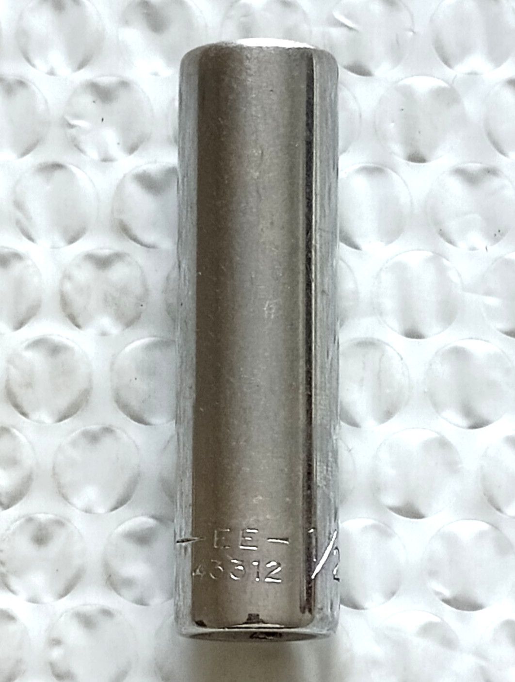 CRAFTSMAN TOOLS USA EE43312, 3/8″ DRIVE, 1/2″ SOCKET, 2.5″ DEEP/HIGH, 12 POINT.