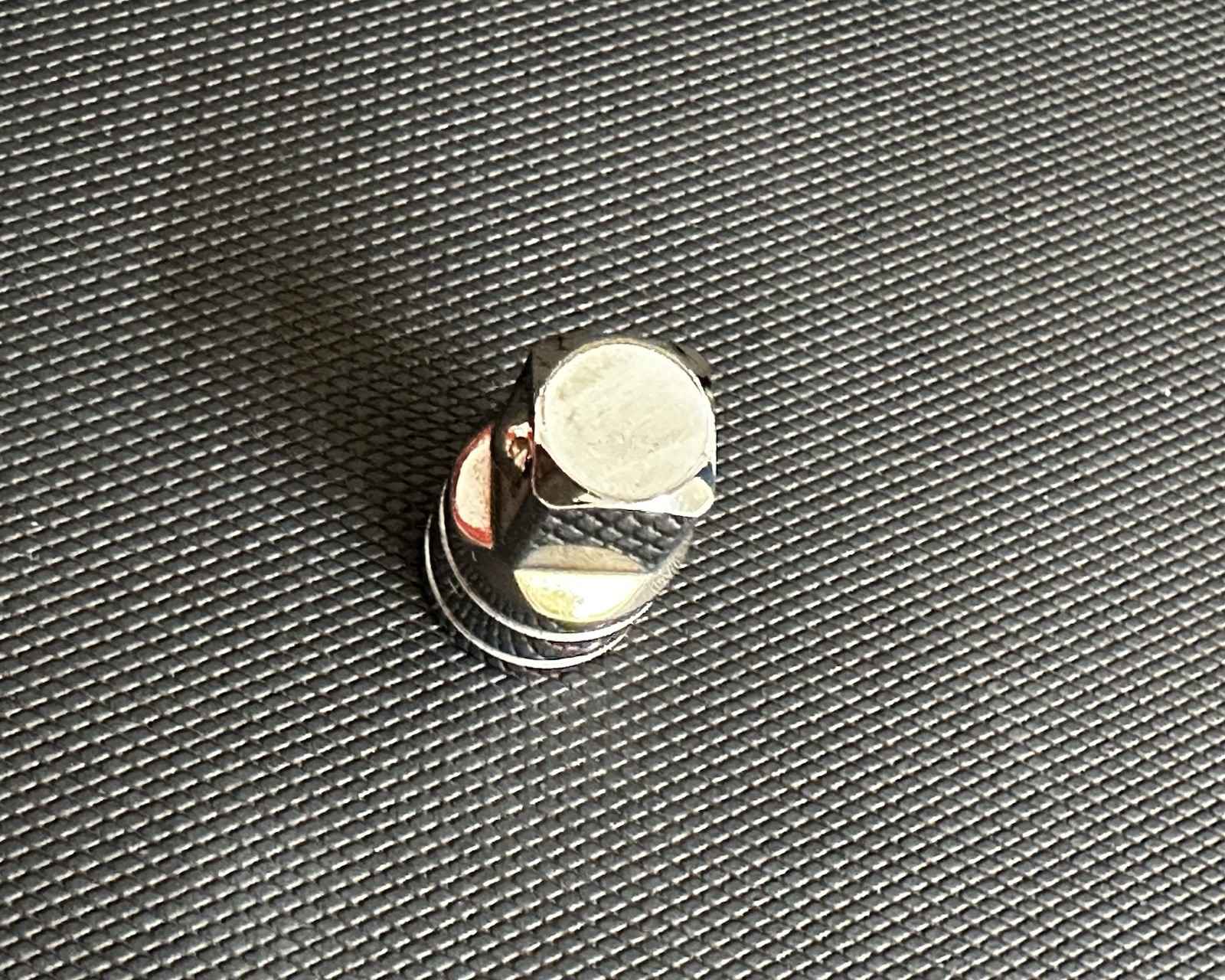 Snap On Tools A2A 3/8 To 1/2 Drive Chrome Adapter Extension ( Brand New )