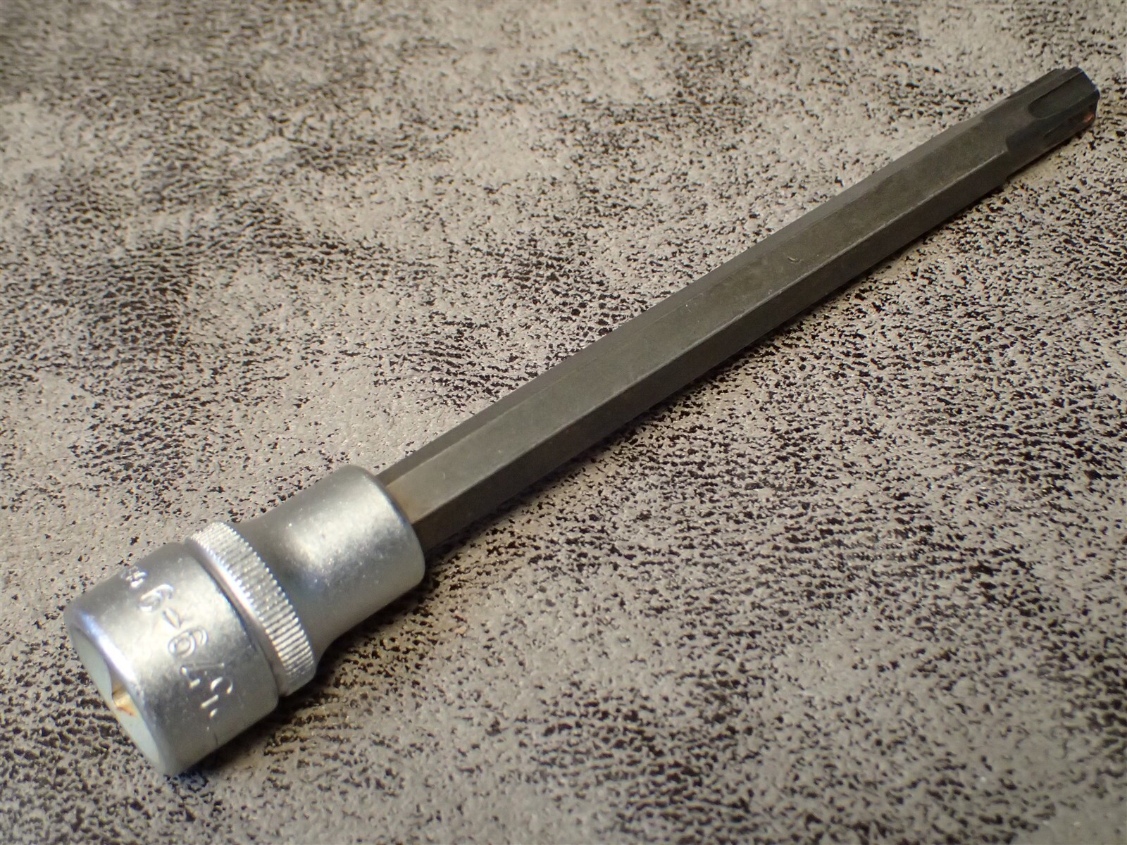 New-Other 2579-9 Hazet 1/2″ Dr Hollow Square, Cylinder Head Socket (BN85)