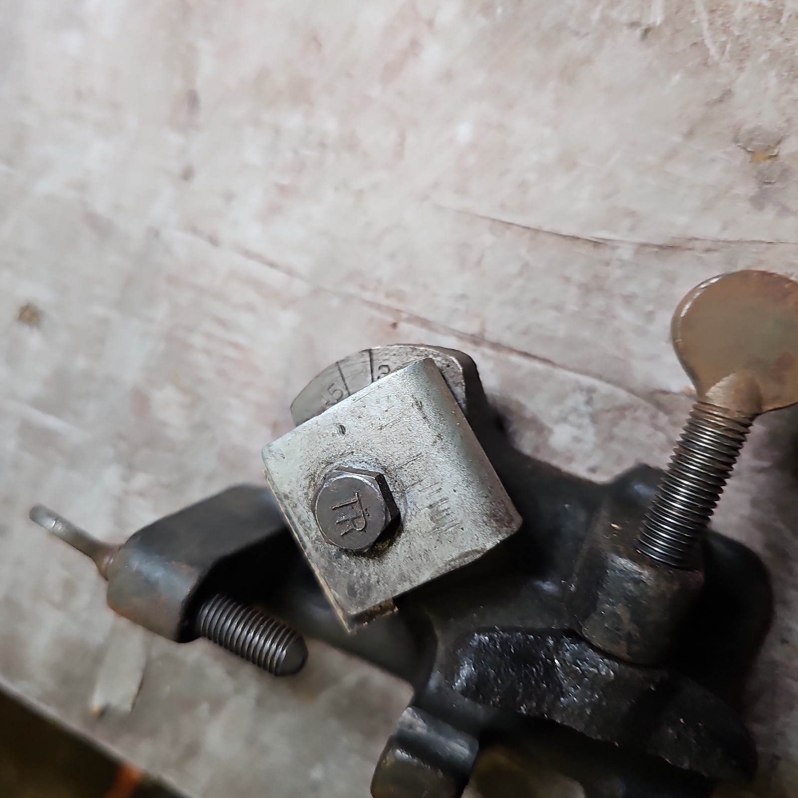 Vintage 3V-1A Valve Reamer Cutter Tool Machinist Vise