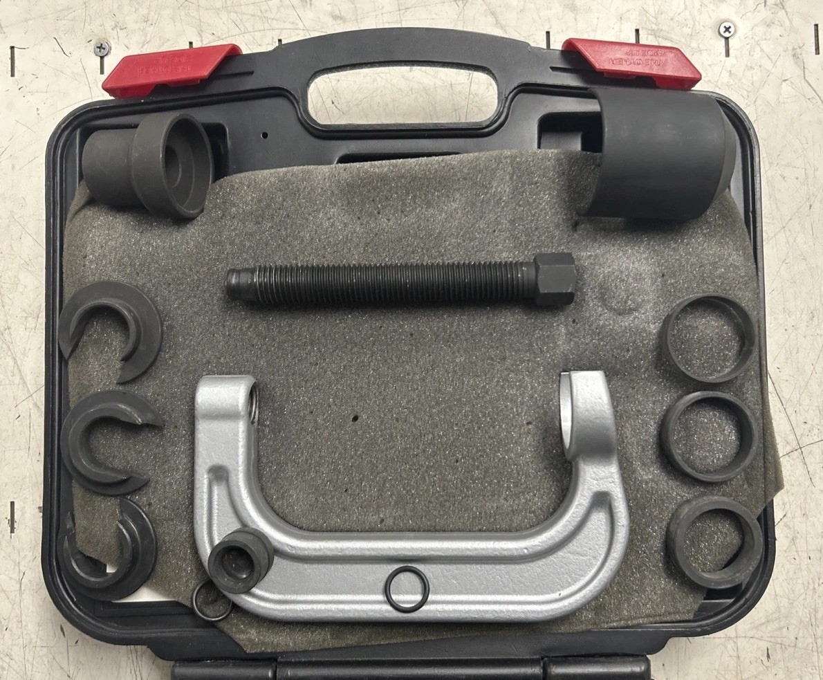 Powerbuilt Upper Control Arm Bushing Service Set 648604